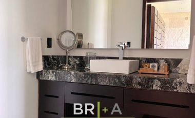 INCREÍBLE CASA A LA VENTA CON VISTA AL LAGO Y MONTAÑAS
