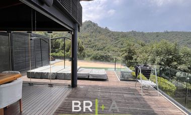INCREÍBLE CASA A LA VENTA CON VISTA AL LAGO Y MONTAÑAS