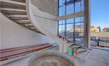 Casa en venta y alquiler anual al rio, en barrio El Yacht, Nordelta, Tigre