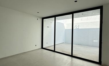 Hermosa casa en PREVENTA Parque Metropolitano en coto