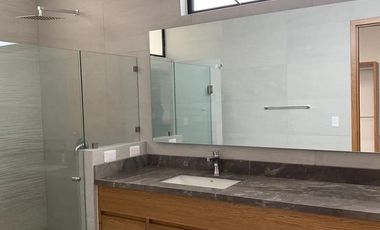 Hermosa casa en PREVENTA Parque Metropolitano en coto