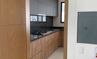Hermosa casa en PREVENTA Parque Metropolitano en coto