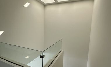 Hermosa casa en PREVENTA Parque Metropolitano en coto