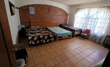 CASA EN ACATIC