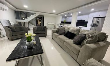 SE VENDE  CASA 310 M2 AMOBLADA 2 NIVELES SAN FRANCISCO