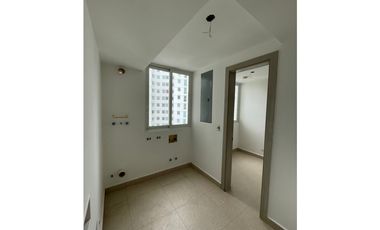 APARTAMENTO A ESTRENAR PH CLAYTON PARK 5 LINEA BLANCA cv