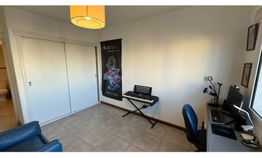 VENTA 3 AMBIENTES CON COCHERA CUBIERTA EN PASEO ALDREY