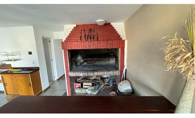 VENTA 3 AMBIENTES CON COCHERA CUBIERTA EN PASEO ALDREY