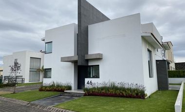 Casa en Renta Rincón de los Encinos Lerma, rápido acceso a la México -Toluca