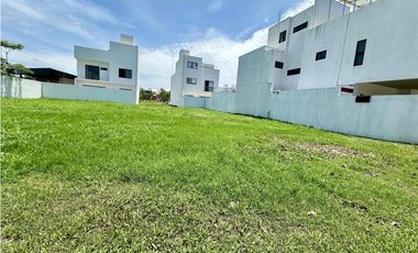 TERRENO EN VENTA FRACCIONAMIENTO HACIENDAS VILLAHERMOSA TABASCO