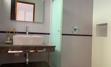 VENTA CASA CON ALBERCA EN LOMAS DE TETELA, CUARNAVACA, MORELOS