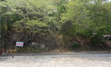 LOTE RESIDENCIAL EN EL SECTOR O