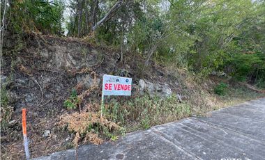 LOTE RESIDENCIAL EN EL SECTOR O