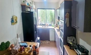 Parcela en Venta en Venta Amplia Casa 5 Dormitorios, 378 m2 útil, 25.600 m2 terreno, Hacienda Chacabuco, Colina