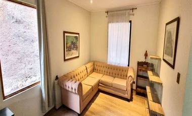 Parcela en Venta en Venta Amplia Casa 5 Dormitorios, 378 m2 útil, 25.600 m2 terreno, Hacienda Chacabuco, Colina