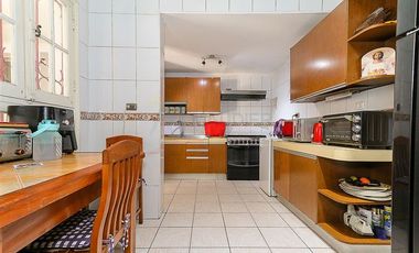 Casa en Venta en Escuela de Carabineros