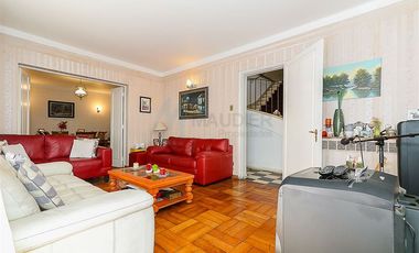 Casa en Venta en Escuela de Carabineros
