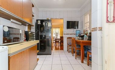 Casa en Venta en Escuela de Carabineros