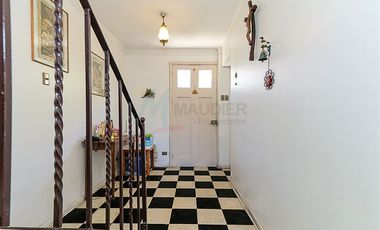 Casa en Venta en Escuela de Carabineros