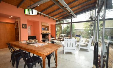 Venta casa con gran parque - Balneario Mar Chiquita