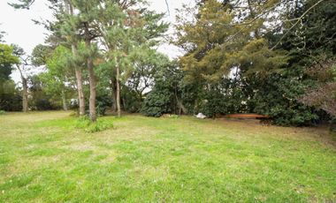 Venta casa con gran parque - Balneario Mar Chiquita