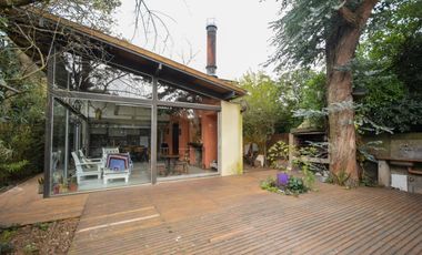 Venta casa con gran parque - Balneario Mar Chiquita