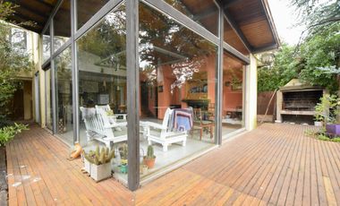 Venta casa con gran parque - Balneario Mar Chiquita