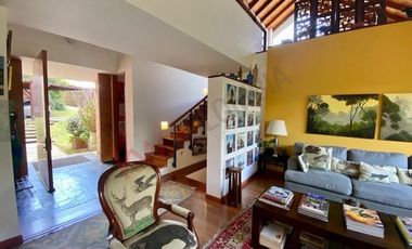 CASA EN VENTA,MACADAMIA, LA CALERA.