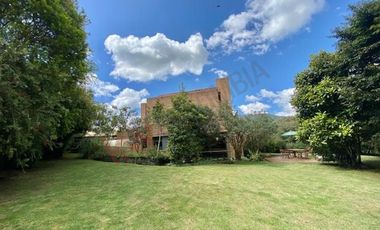 CASA EN VENTA,MACADAMIA, LA CALERA.