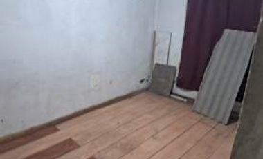 Amplio Terreno con casa /Estacionamiento/Pasaje B/ Quinta Normal