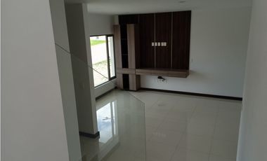 CASA EN VENTA EN PACHUCA FRACC RESIDENCIAL MONTE OLIMPO