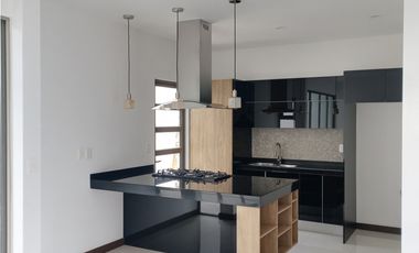 CASA EN VENTA EN PACHUCA FRACC RESIDENCIAL MONTE OLIMPO