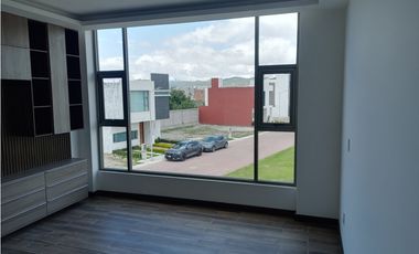 CASA EN VENTA EN PACHUCA FRACC RESIDENCIAL MONTE OLIMPO