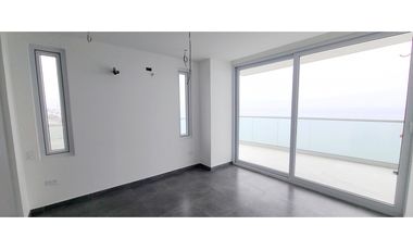 En venta departamento de lujo edificio Skorpios Manta Ecuador.