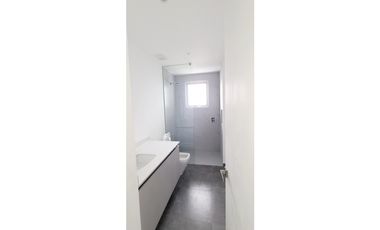 En venta departamento de lujo edificio Skorpios Manta Ecuador.