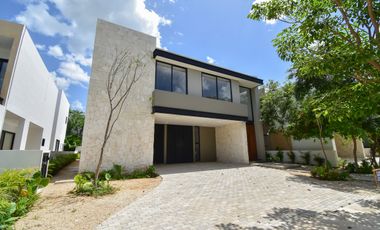 Casa en venta Mérida Yucatán, Privada Oasis Yucatán Country Club