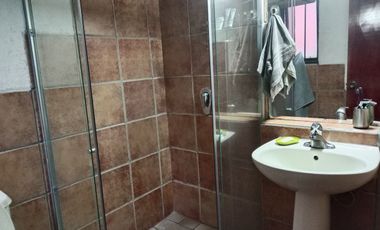 Casa en VENTA, en Magisterial Vista Bella, Cod. ZV1389