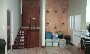 Casa en VENTA, en Magisterial Vista Bella, Cod. ZV1389