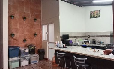 Casa en VENTA, en Magisterial Vista Bella, Cod. ZV1389