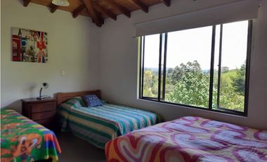 VENTA CASA CAMPESTRE, MARINILLA ANTIOQUIA