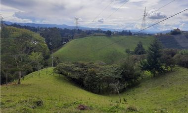 VENTA CASA CAMPESTRE, MARINILLA ANTIOQUIA