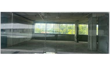 SEA CONFIABLE VENDE O ALQUILA LOCAL COMERCIAL EN VIA BRASIL