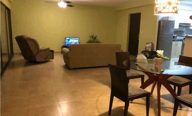 VENTA DE APARTAMENTO DE PLAYA EN PUNTA BARCO, AMPLIO Y MUCHA SEGURIDAD