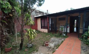 CASA FRENTE AL BOTANICO