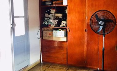 Casa PH en venta en Lanus Este