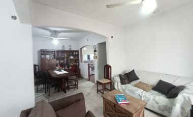 Casa en venta en Barrio Kennedy