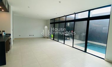 CASA EN VALLE DE CUMBRES PREMIERE