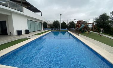 CASA EN VENTA EN CUMBRES ALLEGRO