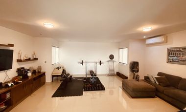 CASA EN VENTA EN CUMBRES ALLEGRO