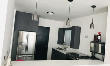 CASA EN VENTA EN CUMBRES ALLEGRO